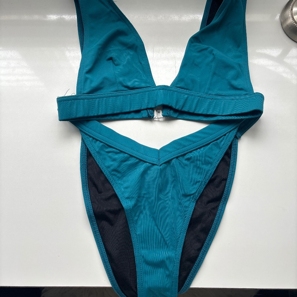 Deep blue bikini set